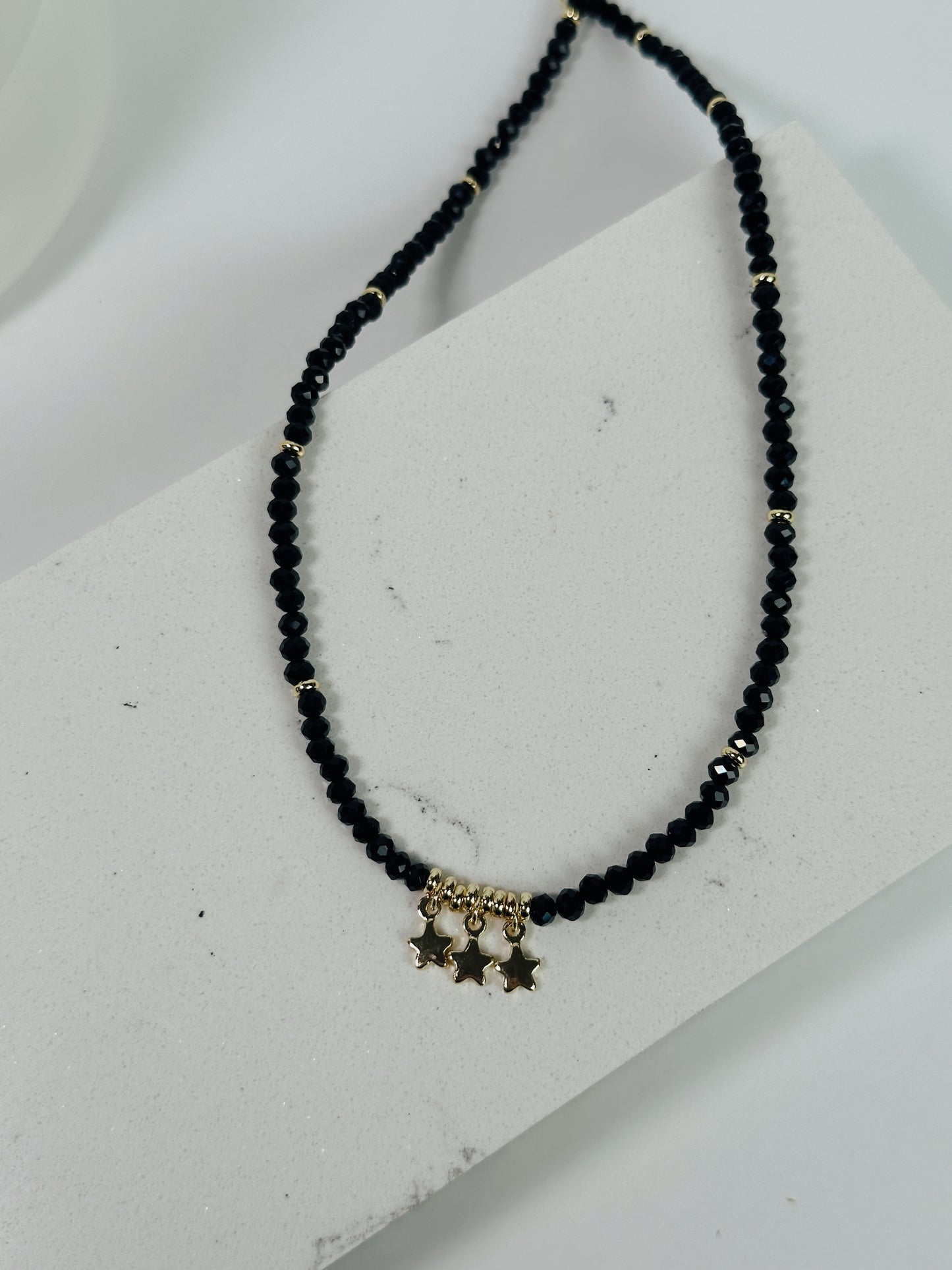 Collar de estrellas de tres cristales