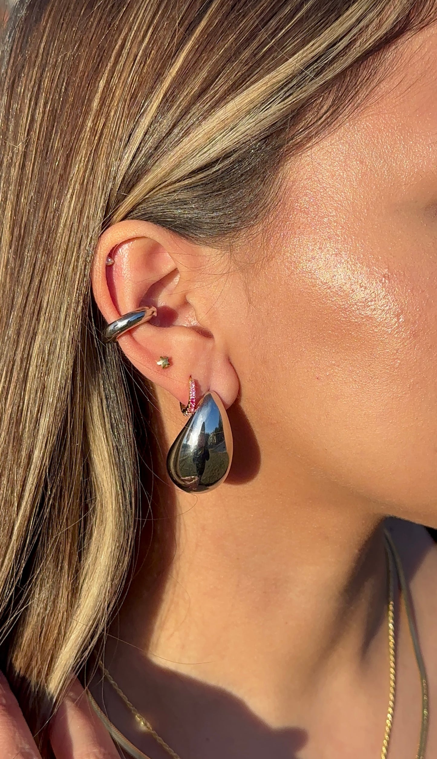 Brazalete de oreja de oro