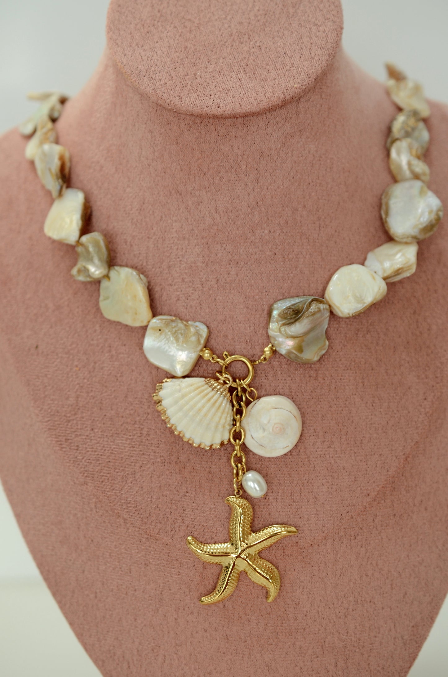 Isla Necklace
