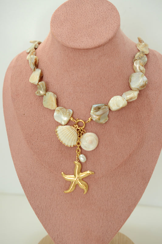 Isla Necklace